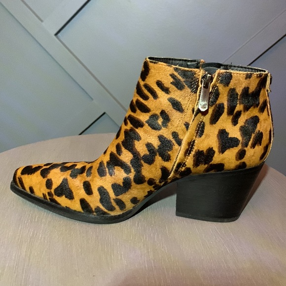 Sam Edelman “Walden” Leather Leopard Boot - Picture 5 of 9